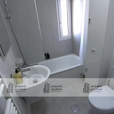 Appartement 1017 Iris - Vista Al Mar - Cerca De Tren, Restaurantes Y Tiendas - Playa A 10 Minutos Caminando *
